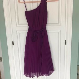 Purple one-shouldered cocktail dress sz 0
